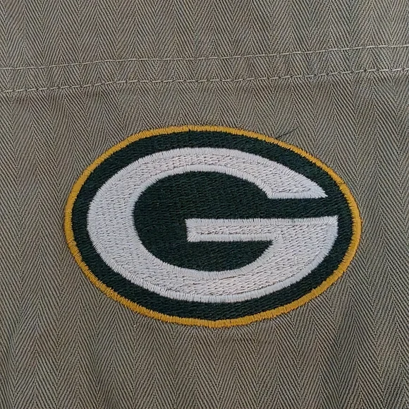 Vintage Green Bay Packers Men's Green Button Down Shirt - Picture 5 of 7